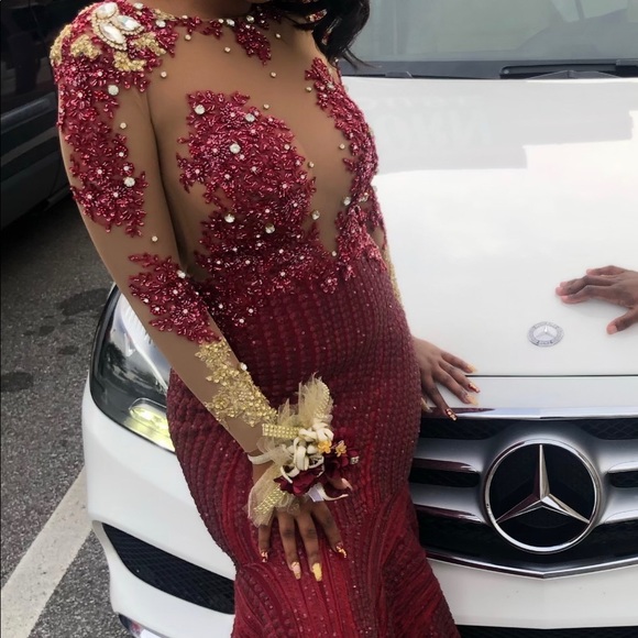 Prom Dress - Picture 2 of 5